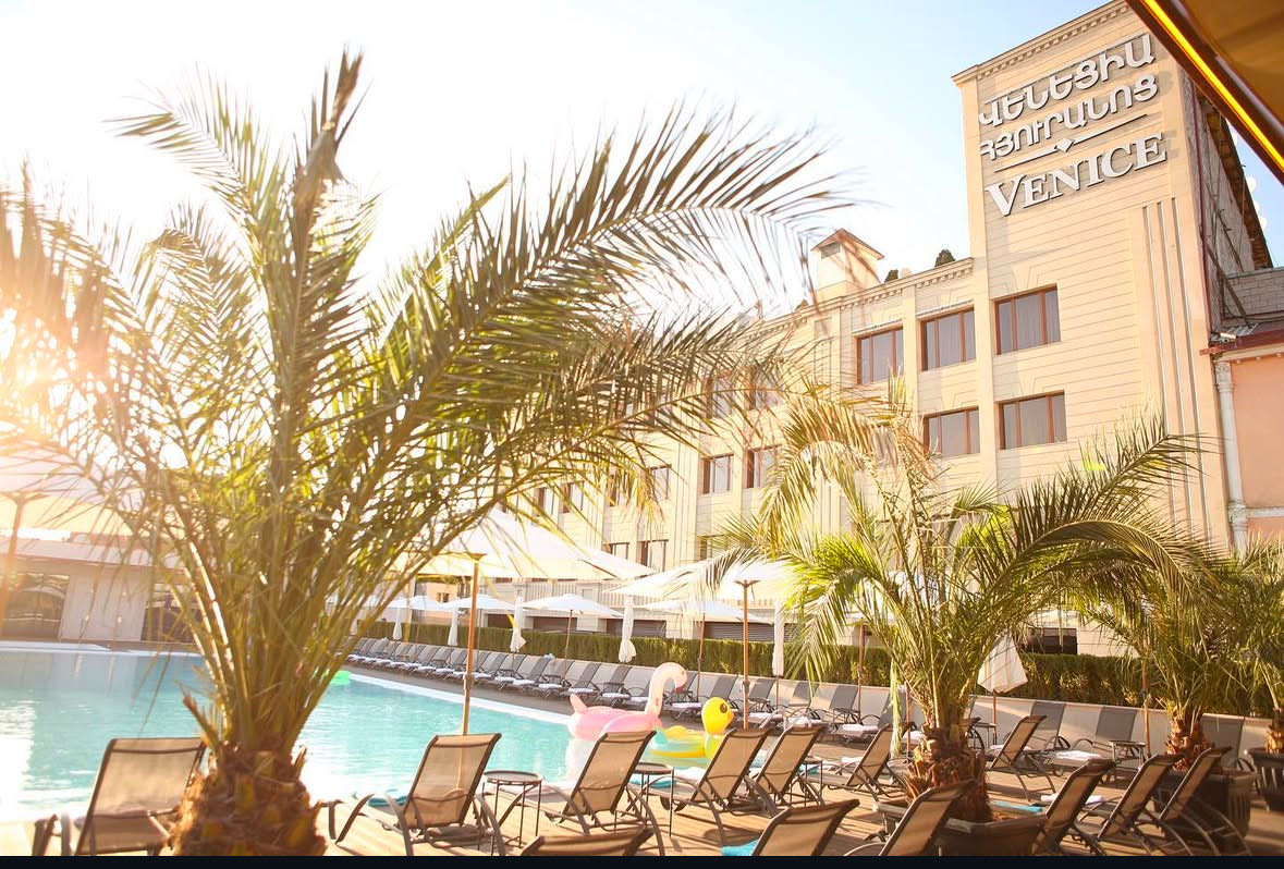 Photo 3 of Venice Hotel Complex, M.Khorenatsi 217/19, published in the MIMO directory