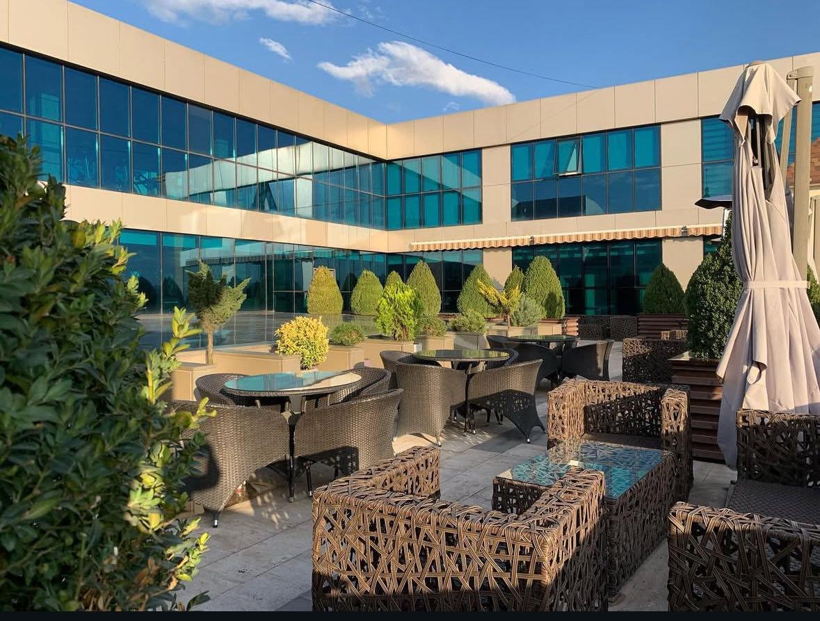 Photo 2 of Venice Hotel Complex, M.Khorenatsi 217/19, published in the MIMO directory