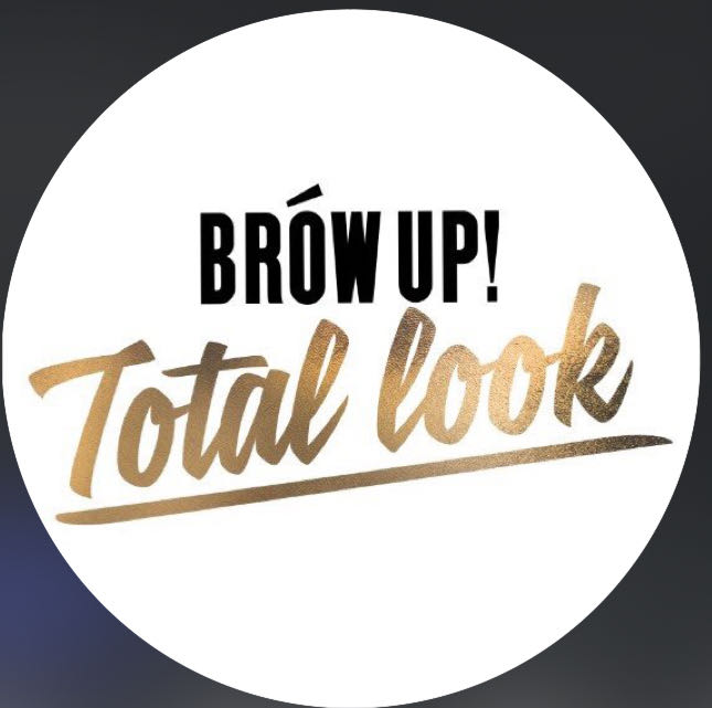 Brow Up Total look