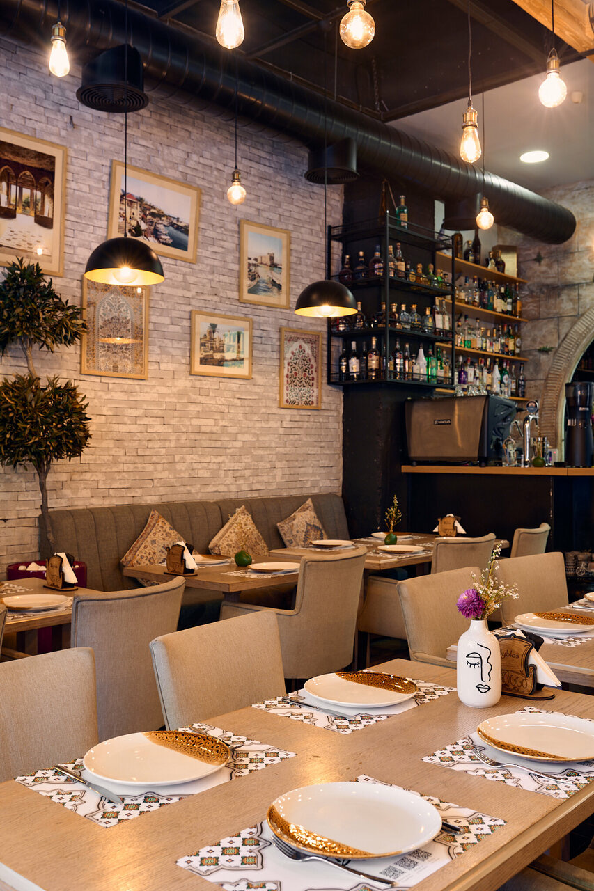 Фото 2: Byblos Restaurant, Arami 64, из каталога MIMO