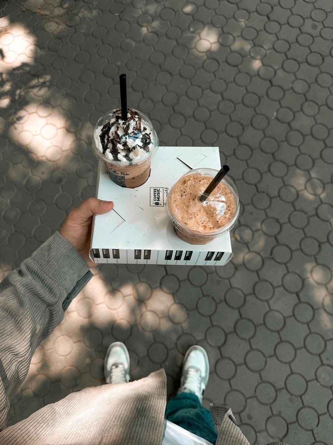 Фото 6: Coffee & Music, Zakyan 1, из каталога MIMO