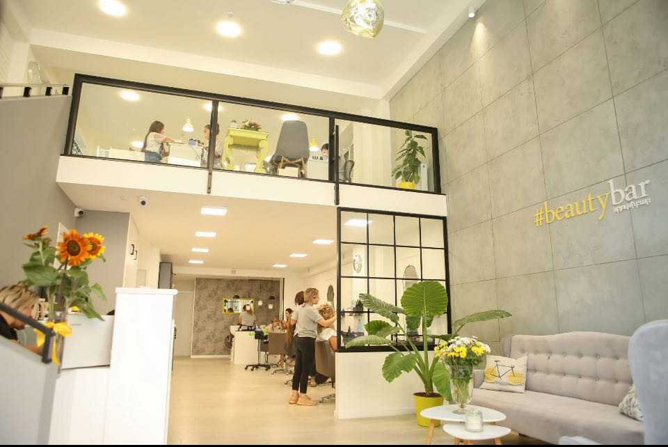 Фото 2: Beauty Bar Yerevan, Hin Erevantsu 2/3, из каталога MIMO