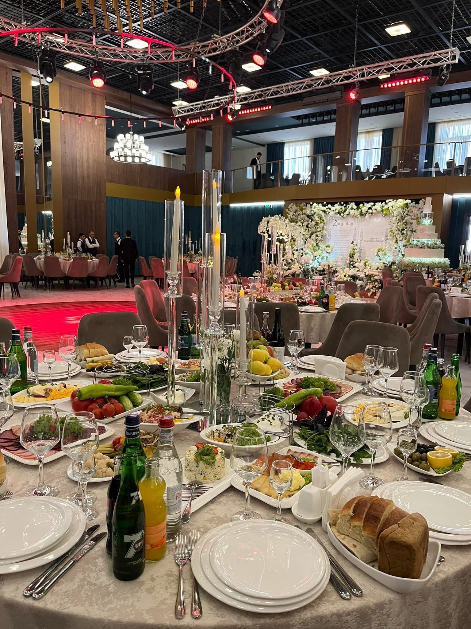 Фото 2: AGHABABYAN’S RESTAURANT , Nazarbekyan 25/5, из каталога MIMO