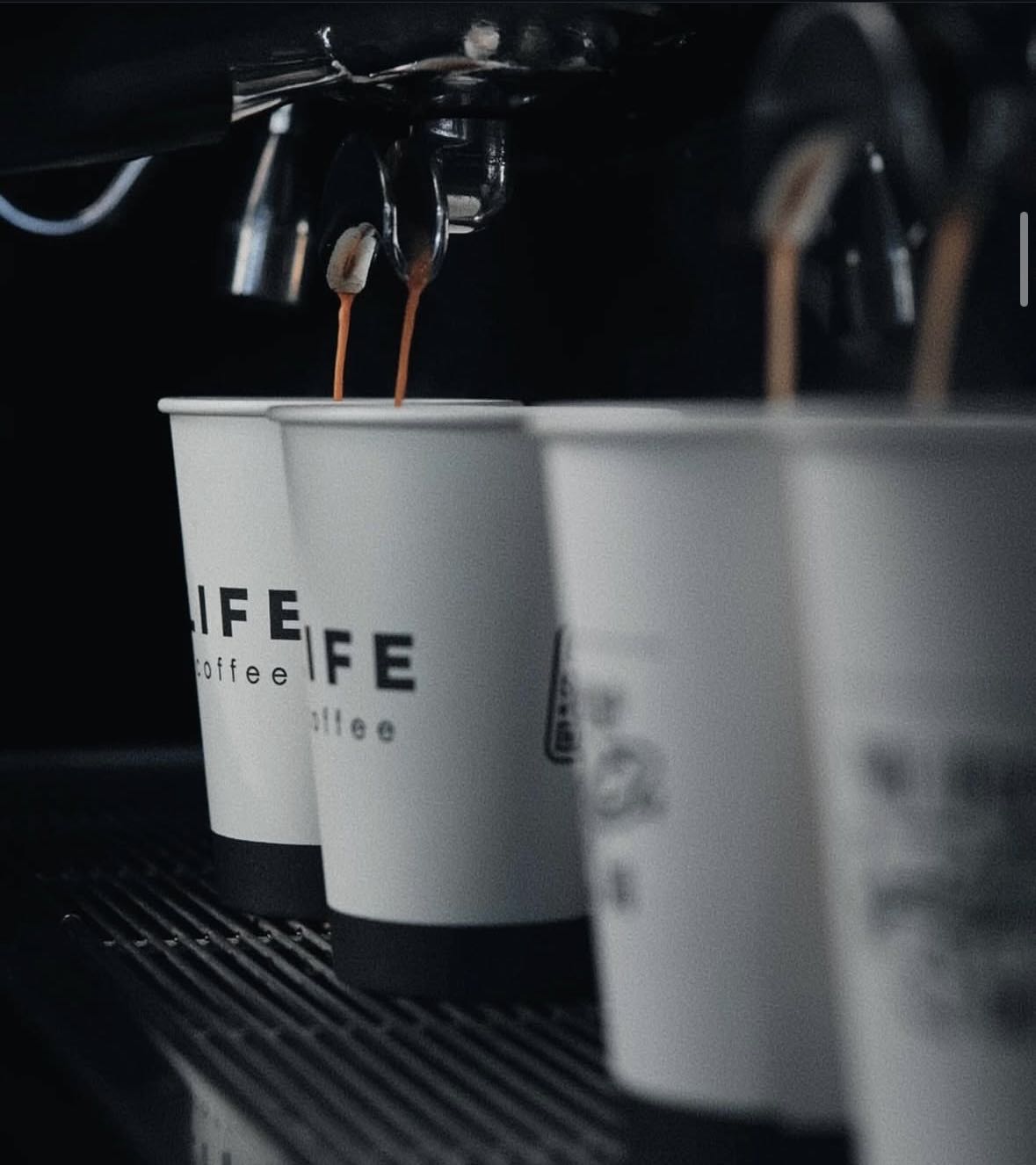 Фото 3: LIFE coffee, Baghramyan 1, из каталога MIMO